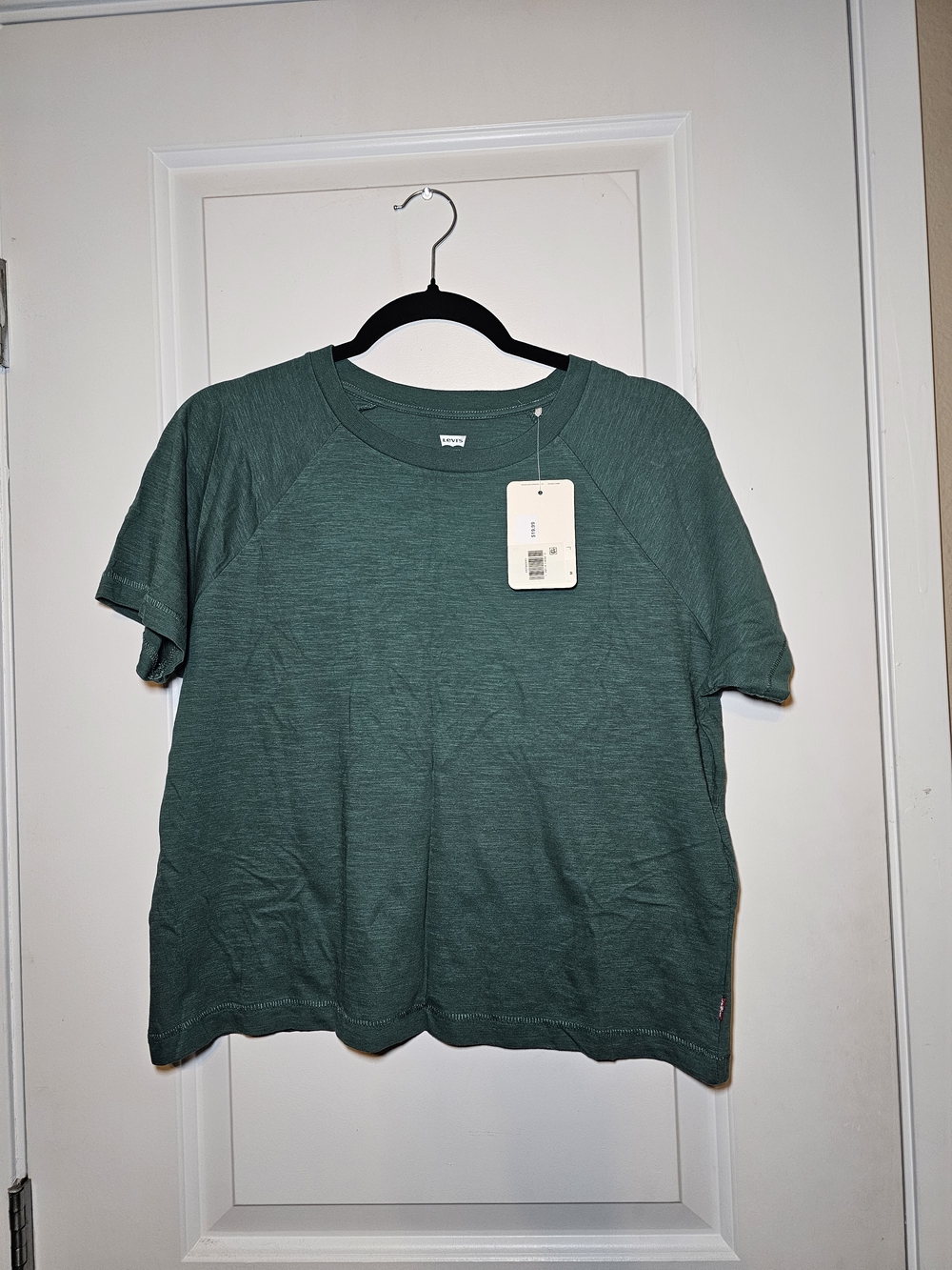 Levi's Crewneck Crop